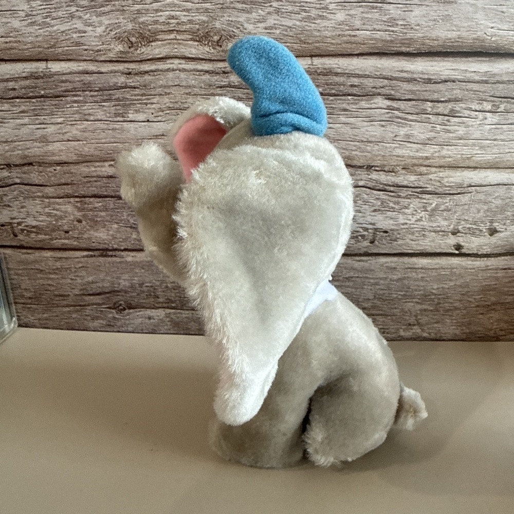 VTG WALT DISNEY PRODUCTIONS 8" DUMBO Stuffed Animal Plush Toy Made In Korea - Picture 3 of 7